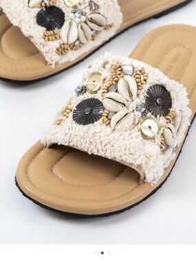 Free People Shipwreck Surf Shell Sandals 7 New